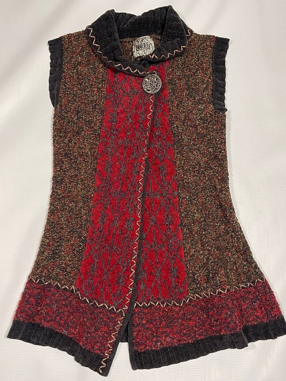 Curio Sleeveless Sweater Vest, Warm-Toned Multi Boucle Knit with Decorative Butt